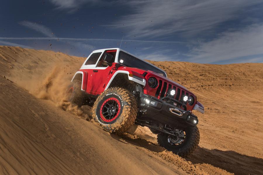  Jeep Jeepster (JL) 2018 года  (фото 3 из 40)